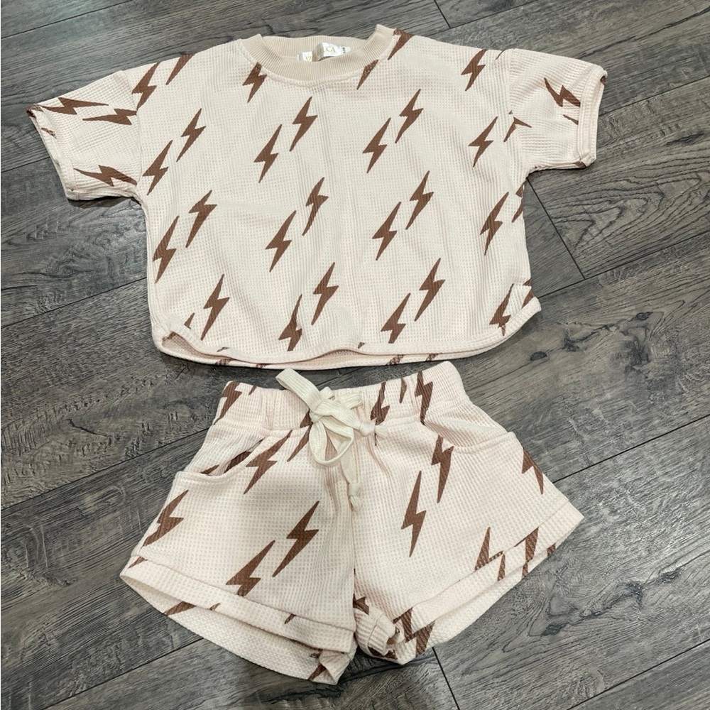 Aziel and Luca set
